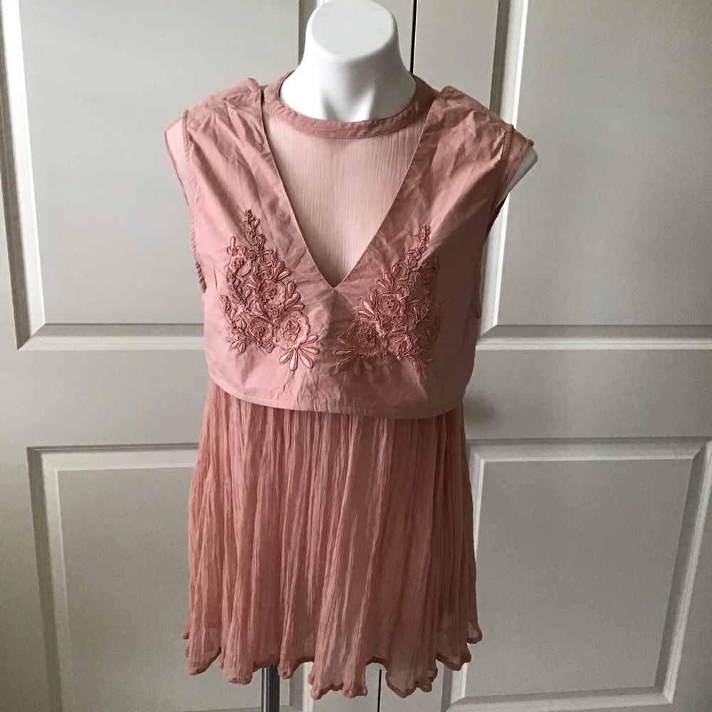 Free People Pink Rose Embroidered Chiffon TunicTop - Picture 3 of 9